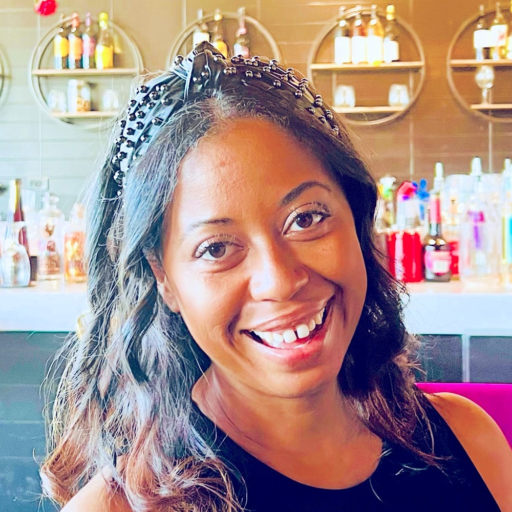 Meet your Posher, Jennifer
